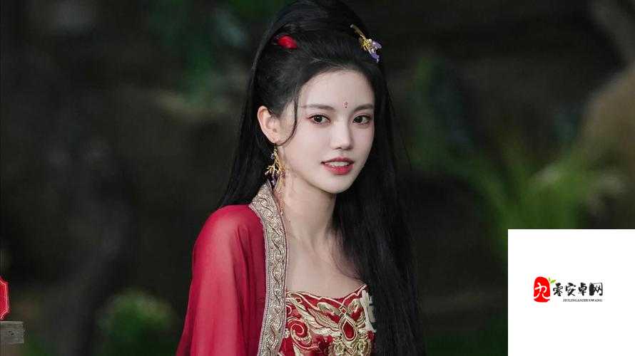 大奉打更人插花弄玉背景故事:一段曲折离奇的传奇经历