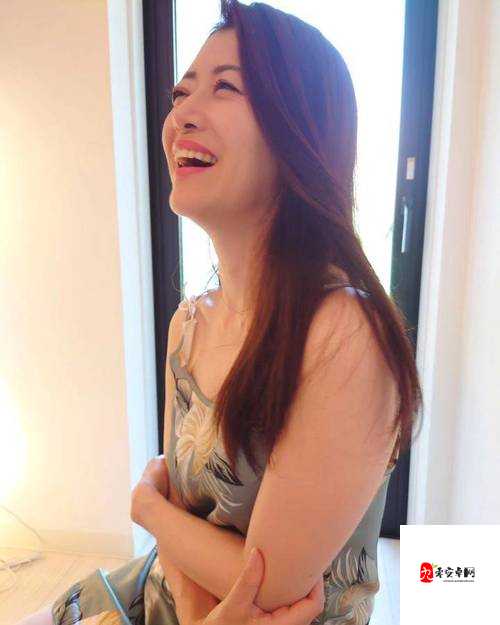 超碰女人:探索独特魅力与精彩世界