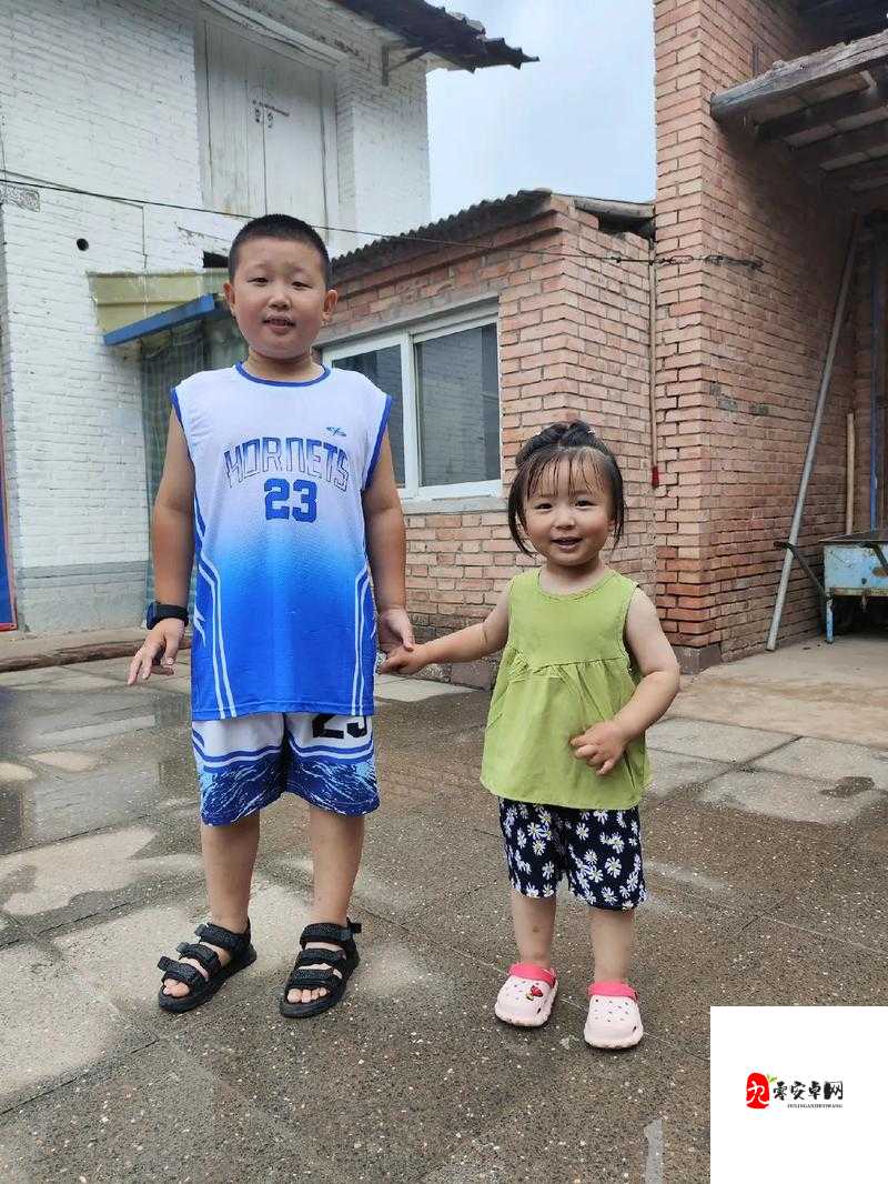 相差 26 岁的兄妹:妹妹 10 岁,叔叔 36 岁