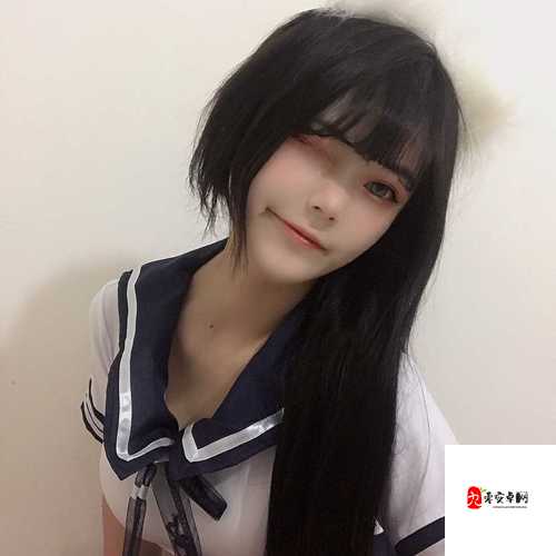 91 风月海棠乖:展现独特的腿部姿态与魅力