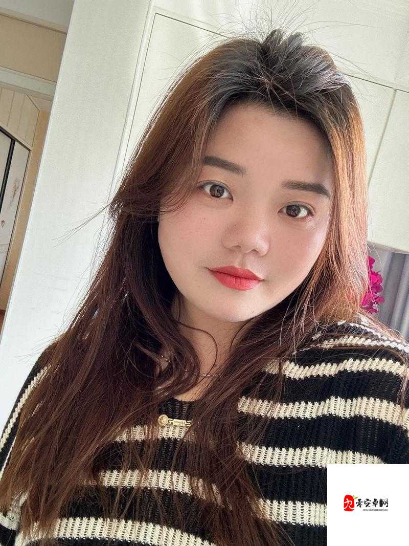 抖音挑战新风尚,妹妹发照不用美颜,真实美才是王道
