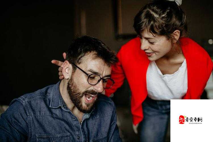 面对把你摁在地上摩擦,如何机智回应?